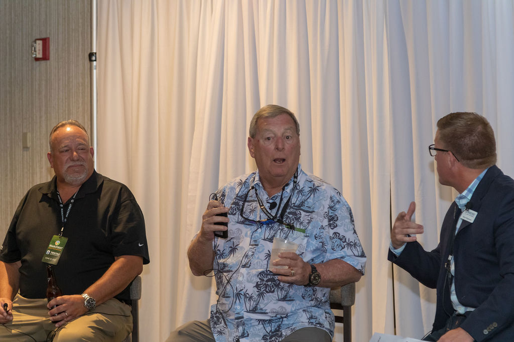 Fuzzy on stage with 3 MARCFIRSTFUZZYZOELLER-0142.jpg